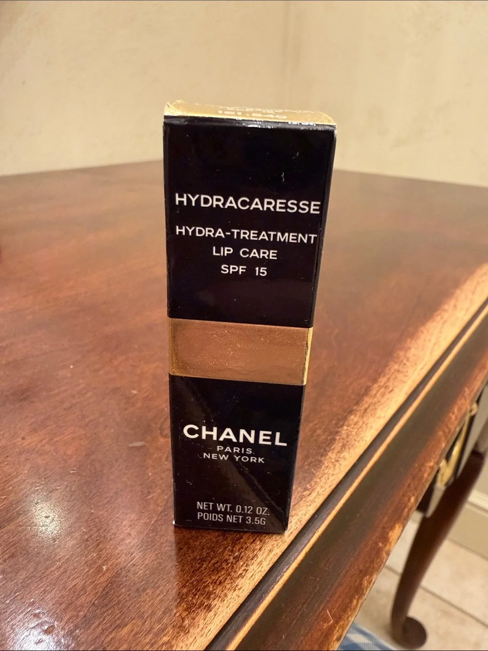 CHANEL Hydracaresse Hydra-treatment lip care SPF 15